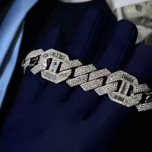 D'VINS JEWELS 8mm Cuban Link Chain <b>Bracelet</b> Hiphop 7 Inch Iced Silver Miossanite Diamond Customized Weight Engagement Gift Party - Product Image 4