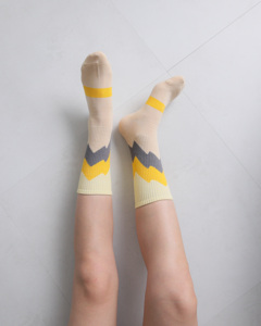 <b>Women</b> Crew <b>Socks</b> Geometric Pattern Cotton Blend Breathable Daily Wear Spring Style Knitted <b>Socks</b> - Product Image 2
