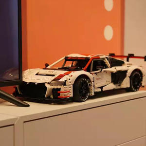 99310 1:8 รถสปอร์ต RC รุ่น R8 ชุดตัวต่อประกอบแบบ MOC ของเล่นรถแข่ง ชุดของขวัญคริสต์มาส - Product Image 3