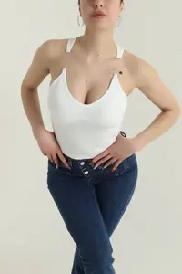 Débardeur Femme Tendance avec Logo Personnalisé Unique, Motif Uni, Grande Taille, Décontracté et Respirant - Product Image 2