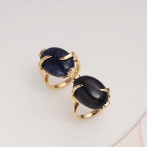 Bague ovale en onyx noir naturel, style bohème, sertie de griffes en laiton, faite à la main, pour femme, vente en gros - Product Image 3
