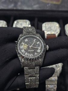 Montre mécanique de luxe style Hip Hop, sportive, avec cadran à chiffres romains incrusté de strass noirs, affichage de la date, moissanite, bracelet de 16 mm - Product Image 4