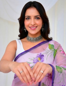 Sari traditionnel d'automne en coton mélangé Kota Doria, imprimé floral à la main, réversible et infroissable, pour femme, avec chemisier non cousu - Product Image 3