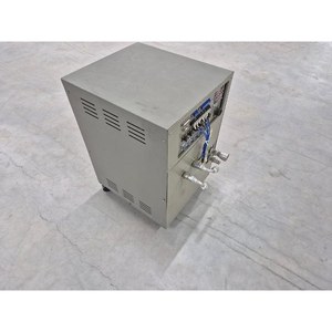 Unité de compresseur Ulvac C30ZR avec contrôleur de jauge de vide, utilisée telle qu'elle est, pièces d'équipement semi-conducteur d'occasion - Product Image 1