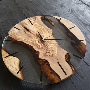 Custom Olive Wood & Resin Wall <b>Clock</b>: Live Edge Rustic Art High Quality Wood and Epoxy Resin Round Shape Classic Design - Product Image 3