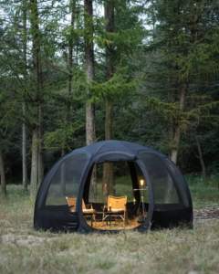 เต็นท์ CAMVIL แบบป๊อปอัพ รุ่น One-Touch Pumpkin Shelter ติดตั้งง่าย กันน้ำ ป้องกันแมลง ใช้ได้ทุกฤดู มีสองห้องนอน สำหรับตั้งแคมป์กลางแจ้ง - Product Image 1