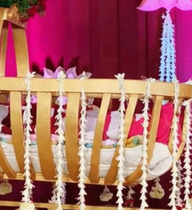 Cuna de Madera de Diseño de Lujo para Ceremonia de Bautismo de Bebé, Cuna de Madera Real India para Ceremonia de Namkaran, EE. UU. - Product Image 4