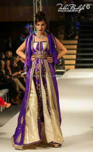 Dubai Fashion Show Frente Abierto 2 Peice Kaftan Con Medias Mangas - Product Image 2