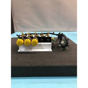 Conjunto de Colector de 8 Ranuras Clippard EV-3M-24VDC, 175513 - Equipo y Piezas de Semiconductores de Confianza de Global Legacy - Product Image 4