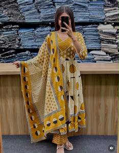 Womanica <b>Women</b> Printed Kurti Set Ethnic <b>Trousers</b> Suit Polka Dot Pants Outfit Festival Party Wear - Product Image 2