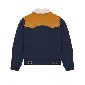 Chaqueta Bomber Unisex Econex Sports 2025, con Capucha, Diseño Moderno para Parejas, Doble Botonadura, Versátil e Informal - Product Image 3