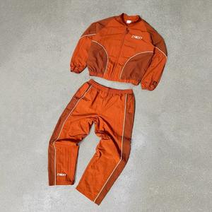 Conjunto Deportivo Personalizado de Fábrica, Chaqueta y Pantalones de Nailon con Diseño Reflectante de 3m, Impermeable, Ligero y Cortavientos - Product Image 2