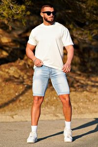 Pantalones Cortos de Mezclilla para Hombre, Lavado Claro, Cintura Media, Pierna Recta, Casuales, de Verano, de Algodón Transpirable, con Bolsillos - Product Image 4