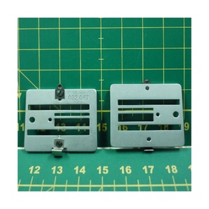 032087 PIÈCES DE MACHINE À COUDRE DOMESTIQUE MÉNAGÈRE DE PLAQUE À AIGUILLE FABRIQUÉES À TAIWAN - Product Image 1