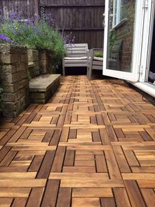 Carreaux de terrasse en bois d'acacia 300*300mm carré traditionnel brossé lisse clic pour décoration de jardin intérieur/extérieur - Product Image 6