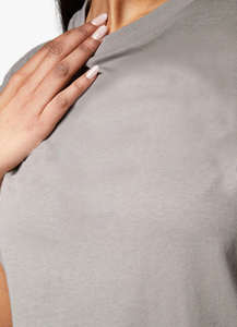 T-shirt en coton vert clair uni pour femme, coupe décontractée, manches courtes, printemps, écologique, respirant, séchage rapide - Product Image 5