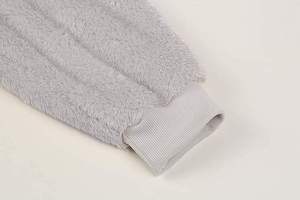 Sudadera con Capucha Extra Grande para Hombre, Color Gris, Corte Regular, Estilo Casual de Invierno, Tejido Antipelusas, Color Sólido - Product Image 4