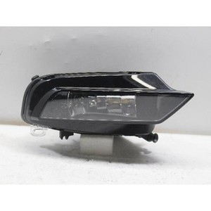 Luz Antiniebla Derecha Usada A3 8V0941700E - Product Image 1