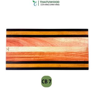 Planche à découper rectangulaire en bois rayée bicolore avec rainure pour les jus, sans danger pour les aliments, lavage à la main uniquement, fabriquée au Vietnam - Product Image 5