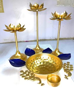 Support de bougie chauffe-plat en métal doré décoratif pour Diwali, Noël, décoration de maison et de bureau, cadeau d'entreprise - Product Image 6