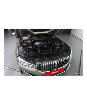 BMW Série 7 730Ld XDrive Automatique Sièges en Cuir Diesel 121 596 km avec Caméra Arrière Volant à Gauche - Design d'Excellence Pur - Product Image 6