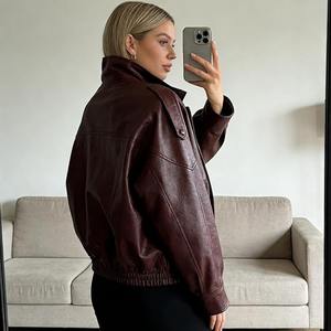 Chaqueta Bomber de Cuero Borgoña para Mujer, Estilo Vintage Oversize, Cuello Alto, Chaqueta Moto con Hombros Caídos, Ropa de Abrigo para Otoño e Invierno, EE. UU. - Product Image 5