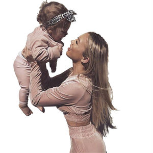 <b>Top</b> selling Professional manufacturer custom design perfect cutting new style hot selling Velvet Women Crop <b>Top</b> Tracksuit - Product Image 5