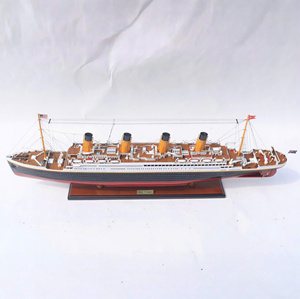 RMS TITANIC ÉDITION SPÉCIALE - Maquette en bois inspirée du navire de croisière américain - Product Image 1
