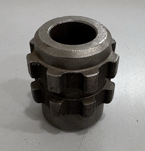 Insert de moyeu central haute performance, composant métallique industriel de précision pour systèmes de machines automobiles - Product Image 4