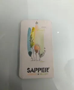 ป้ายกระดาษทนทาน 300 GSM สำหรับเสื้อผ้า รองเท้า กระเป๋าถือ สิ่งทอ และสินค้าปลีก - Product Image 3