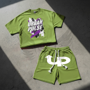 Camiseta de Marca Personalizada OEM, Impresión de Pantalla con Logotipo Gráfico, Algodón Grueso, Corte Cuadrado, Conjunto de Camiseta y Pantalones Cortos para Hombre - Product Image 4