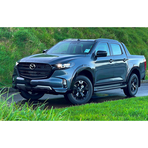 Camion utilitaire 4x4 durable, excellente tenue au sol, Mazda BT-50, résistance de la suspension et capacité de franchissement. - Product Image 6