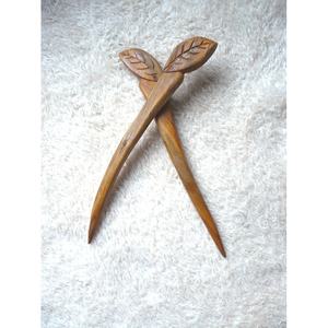 Palillos para el Cabello Hechos a Mano de Madera Natural, Artesanías de Bambú y Madera para Herramientas para el Cabello, Venta al por Mayor - Product Image 1