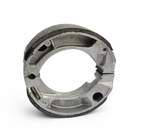Plaquettes de frein arrière Vasus de haute qualité neuves pour Hero Splendor Plus |   Tambour de 110 mm |   Métal durable et résistant |   Motocyclette avec garantie de 3000 km - Product Image 4
