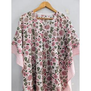 ชุดเดรสผ้าฝ้ายพิมพ์ลายโบโฮ คอวี แขนทรงปีกค้างคาว ทำมือ เป็นมิตรกับสิ่งแวดล้อม ระบายอากาศได้ดี เหมาะสำหรับใส่ไปชายหาด ทรงหลวม - Product Image 2