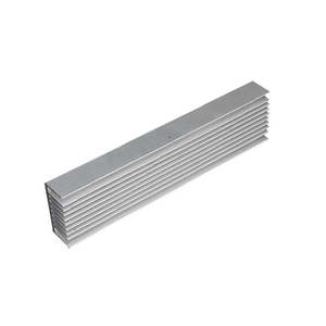 Profilé en aluminium extrudé multifonctionnel sur mesure pour cadre industriel, anodisation argentée 4080, pièce fabriquée au Vietnam - Product Image 3