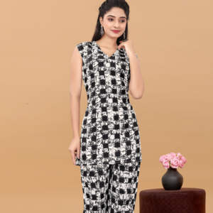 Ensemble coordonné pour femmes avec logo personnalisé imprimé en blanc et noir, vente en gros, ensemble deux pièces en microfibre, col rond, survêtement décontracté pour femmes - Product Image 1