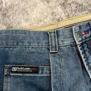 Pantalon pour homme en denim délavé, coupe ample et droite, effet usé, style streetwear, logo personnalisé, multi-poches, printemps - Product Image 3