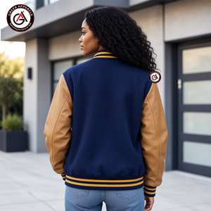 Veste de moto en laine matelassée brodée pour femmes de la sororité Sigma Gamma Rho |   Manche en laine et cuir brodée pour sororité - Product Image 2