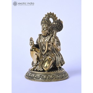Estatua pequeña de latón de alta calidad de 3 pulgadas, escultura fina de Lord Hanuman sentado en un gesto de bendición hecho en La India - Product Image 4