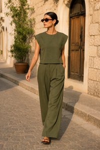 Ensemble deux pièces décontracté pour femme, tissé uni, sans manches, col rond, coupe ample, haut à boutons latéraux et pantalon large longueur pleine - Product Image 6