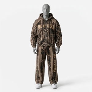 Ensemble survêtement homme marron camouflage avec sweat à capuche zippé et pantalon large – Tenue décontractée streetwear personnalisable avec logo - Product Image 3