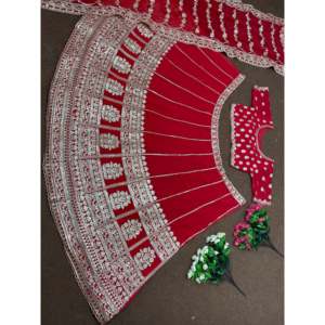 Ensemble Lehenga Choli avec Dupatta de créateur pour soirée de mariage - Product Image 3