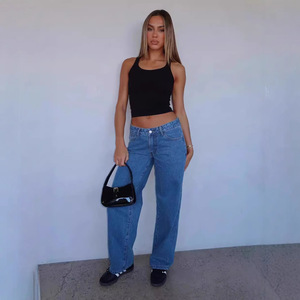 Jeans holgados <span class=keywords><strong>de</strong></span> tiro medio para mujer, estilo boyfriend, blancos, con bordado personalizado, <span class=keywords><strong>de</strong></span> pierna ancha y corte recto, <span class=keywords><strong>de</strong></span> mezclilla. - Product Image 3