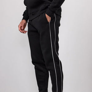 Conjunto Deportivo Informal para Hombre, Sudadera con Capucha Negra, Pantalones Deportivos de Color Sólido con Bolsillos Laterales, Ropa Deportiva para Otoño - Product Image 3