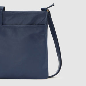 กระเป๋าสะพายข้างผู้หญิงแบบหลายช่อง ดีไซน์ใช้งานได้จริง คุณภาพเยี่ยม วัสดุคุณภาพสูง ขายส่ง ODM รุ่นใหม่ล่าสุดปี 2026 - Product Image 5