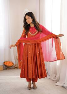 TENNYCE Vestido Largo de Seda Romana Reversible para Mujer, de Secado Rápido, Sin Arrugas, con Lentejuelas Pesadas y Hilo Zari, Ideal para Bodas - Product Image 5