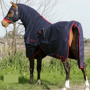 Couverture de cheval de luxe imperméable en maille légère de haute qualité avec doublure en polyester, couverture d'équitation chaude pour l'hiver - Product Image 1
