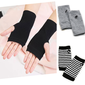 Custom Compression Fingerless Gloves Blank Plain Black Wrist Support Compression Sleeves Elastic Open Finger Hand Support - Product Image 5