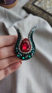 MD HANDICRAFTS MD-9730 Artisan Fox Swan Embroidery Beaded Brooch <b>Pin</b>-Nature Inspired Luxury Fashion Unisex Wedding Jewelry Uttar - Product Image 2